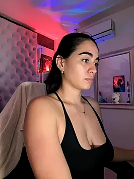 ZarahEvans online show from December 5, 8:05 pm