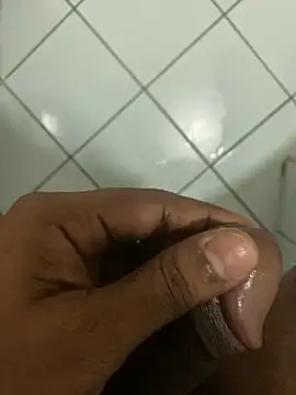 Snapshot of SLhotman chatting on January 5, 9:25 pm SLhotman online show from January 5, 9:25 pm