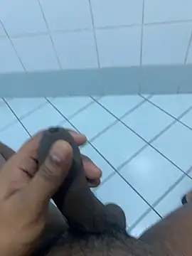 Snapshot of SLhotman chatting on March 13, 5:18 pm SLhotman online show from March 13, 5:18 pm