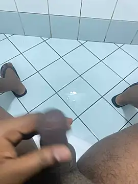 Snapshot of SLhotman chatting on March 21, 8:08 pm SLhotman online show from March 21, 8:08 pm