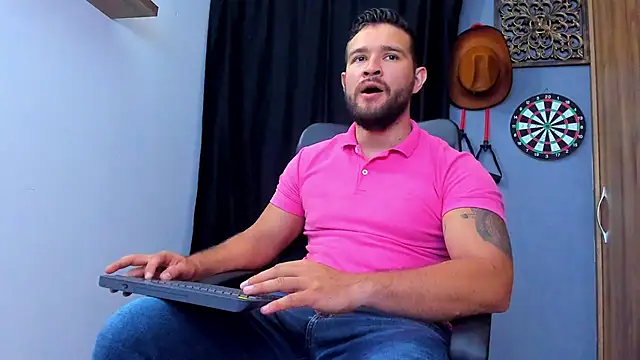 AndrewDiaz online show from March 28, 6:24 am