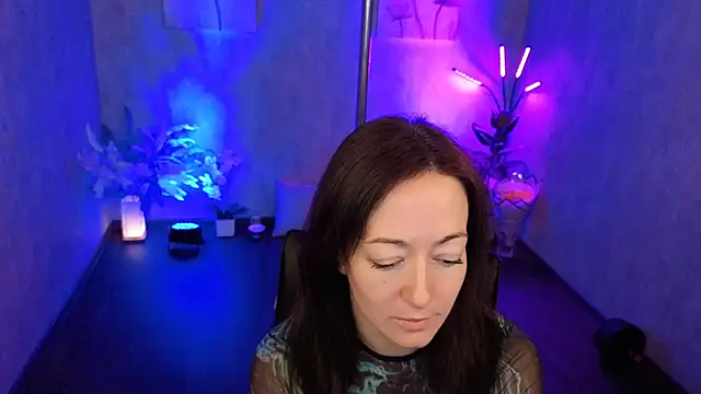 kimberlyray777 online show from February 13, 6:20 am