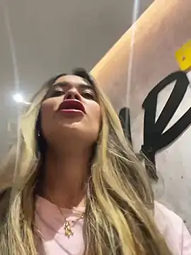 Emilia Bakerr online show from December 10, 6:17 pm