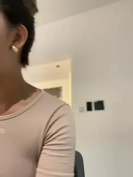 Emilia Bakerr online show from March 3, 6:12 pm