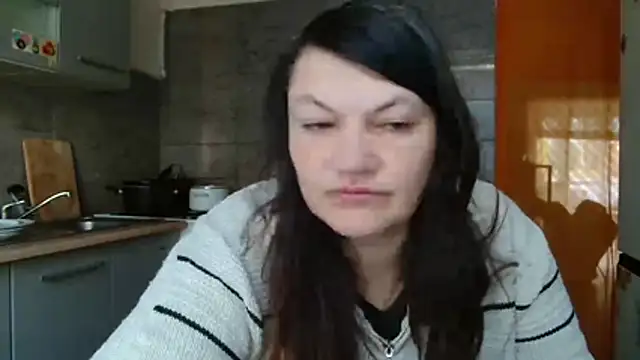 Snapshot of Lucinka1 chatting on March 10, 7:02 am Lucinka1 online show from March 10, 7:02 am