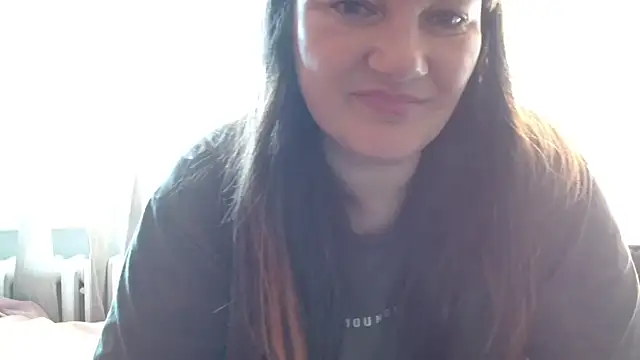 Snapshot of Lucinka1 chatting on May 19, 7:15 am Lucinka1 online show from May 19, 7:15 am