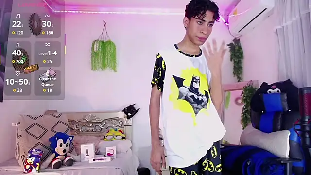 huge armound online show from April 12, 5:56 am