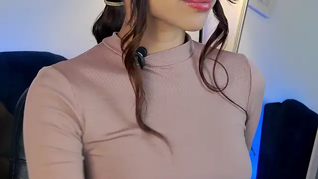 AllieEvans online show from March 14, 9:53 pm