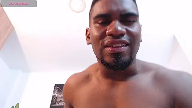 Snapshot of RyanJackson_ chatting on May 27, 2:58 pm RyanJackson online show from May 27, 2:58 pm