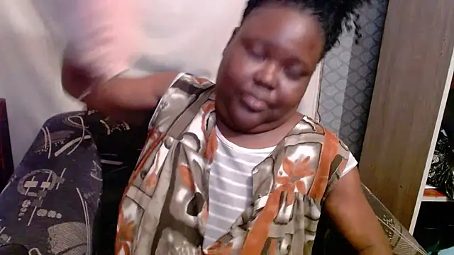 Snapshot of DripnWet chatting on March 24, 12:59 am DripnWet online show from March 24, 12:59 am