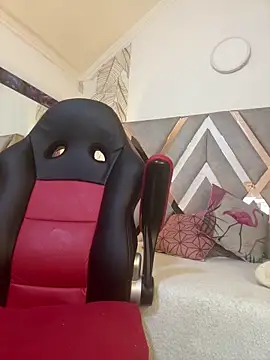 Hannagarces online show from March 19, 11:25 am