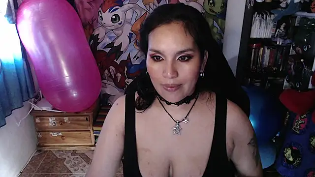 Snapshot of kureiji_hentaii chatting on May 2, 8:03 pm kureiji hentaii online show from May 2, 8:03 pm