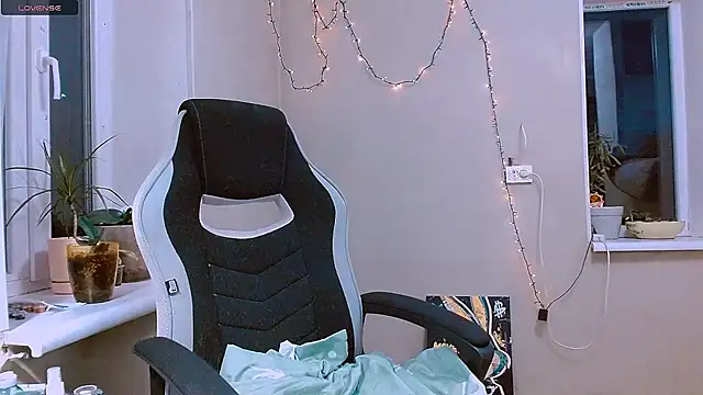 RosaJil online show from November 27, 2:52 pm