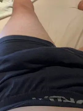Snapshot of dotlondrina chatting on April 7, 2:28 pm dotlondrina online show from April 7, 2:28 pm