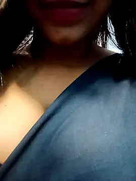 Snapshot of Gulabo-jaan chatting on December 31, 7:07 pm Gulabo-jaan online show from December 31, 7:07 pm