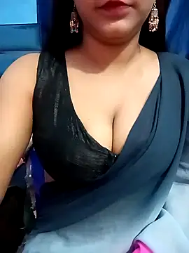 Snapshot of Gulabo-jaan chatting on February 2, 5:53 am Gulabo-jaan online show from February 2, 5:53 am