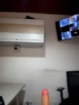 Snapshot of MarianaBenz chatting on April 21, 2:51 am MarianaBenz online show from April 21, 2:51 am