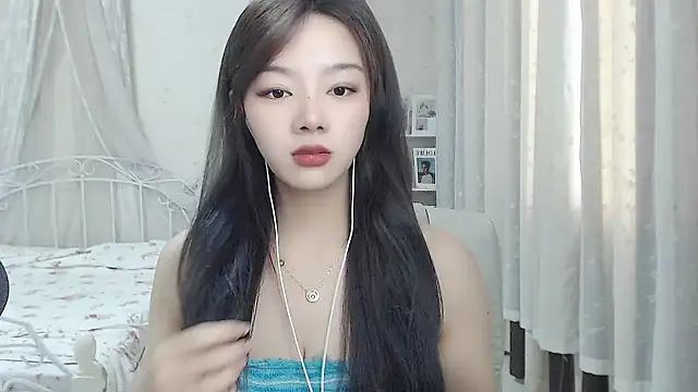 Snapshot of Jenny-Z chatting on June 3, 2:14 am Jenny-Z online show from June 3, 2:14 am