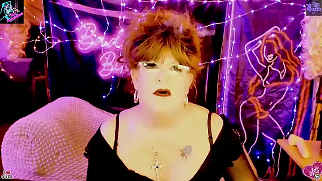 Snapshot of FemmeCheri120 chatting on January 10, 7:43 am FemmeCheri120 online show from January 10, 7:43 am