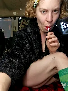 Snapshot of shadow199393 chatting on March 13, 6:23 pm shadow199393 online show from March 13, 6:23 pm