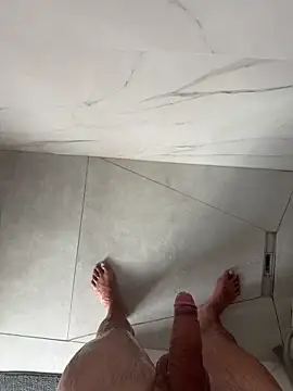 Snapshot of cagoulegrosse chatting on September 19, 7:32 am cagoulegrosse online show from September 19, 7:32 am