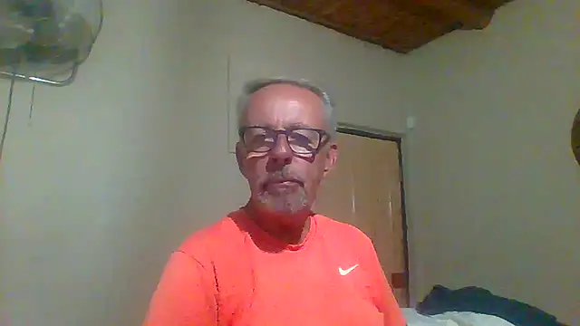 tuggy59 online show from October 13, 5:46 pm