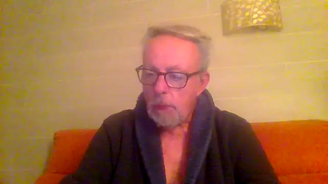 tuggy59 online show from March 20, 4:06 am