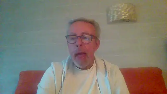 tuggy59 online show from April 9, 6:19 am