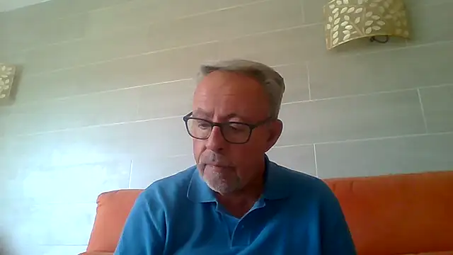 Snapshot of tuggy59 chatting on July 8, 7:46 am tuggy59 online show from July 8, 7:46 am