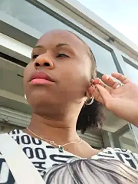 Jeniffer Jarvis online show from February 16, 3:41 pm