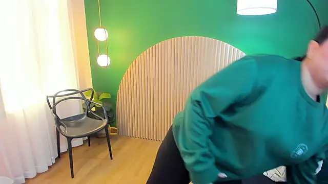 taylor bennet online show from September 24, 12:08 pm