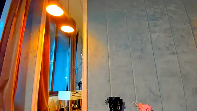 Sassy Teen online show from November 28, 9:45 am