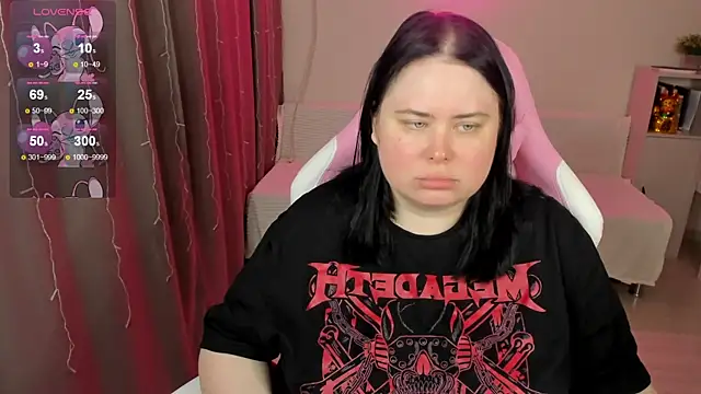 Akemi BBW online show from April 6, 5:52 am