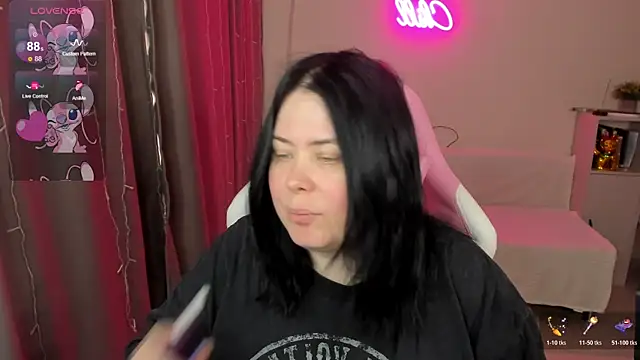 Akemi BBW online show from April 13, 6:08 am