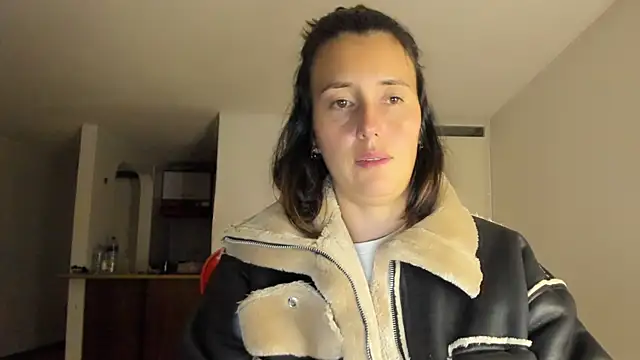 zoe jeane beker online show from February 15, 12:37 am