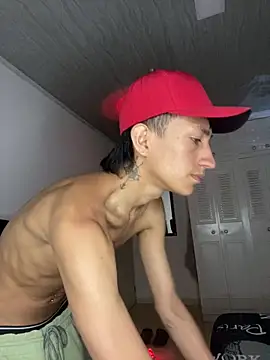 DereckCooperr online show from February 1, 1:04 am