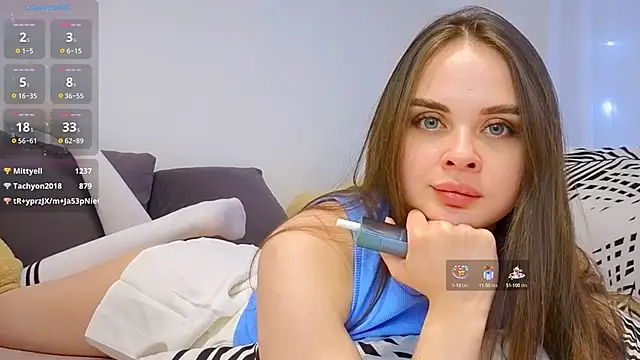 KristenSayles online show from December 29, 5:10 am