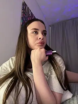 KristenSayles online show from March 7, 12:48 am
