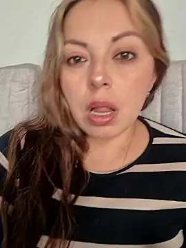 Snapshot of seherlatin chatting on June 3, 9:09 pm seherlatin online show from June 3, 9:09 pm