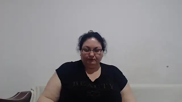 Nykyxo online show from May 17, 11:56 pm