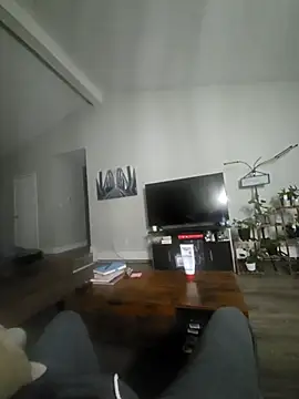 Snapshot of Cemg chatting on February 5, 7:18 am Cemg online show from February 5, 7:18 am