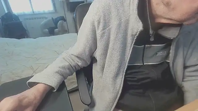 papillonhotofficial online show from March 16, 9:02 am