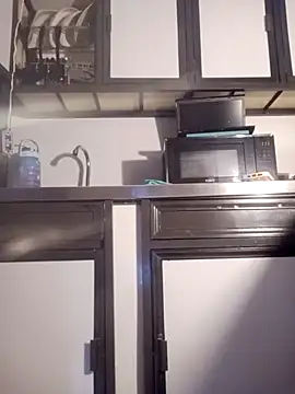 Snapshot of CurvySara1 chatting on September 11, 9:37 pm CurvySara1 online show from September 11, 9:37 pm