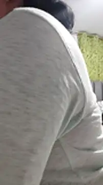 Snapshot of CurvySara1 chatting on February 5, 9:52 pm CurvySara1 online show from February 5, 9:52 pm