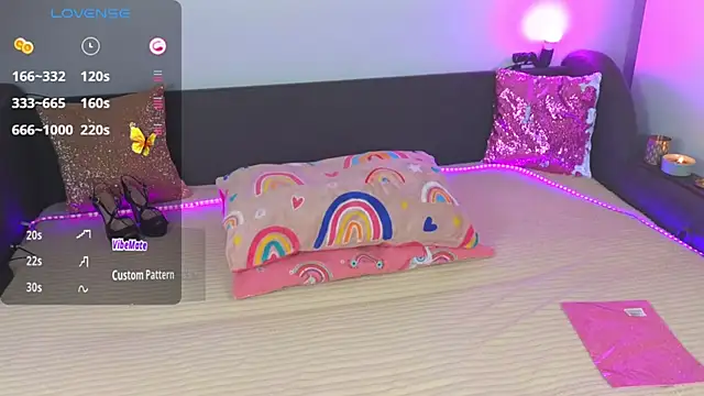 AlexaStoun online show from October 6, 2:03 pm