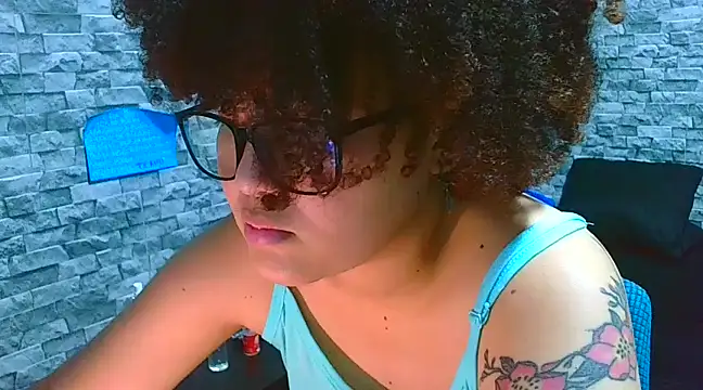 Snapshot of vanellope12 chatting on December 18, 8:47 pm vanellope12 online show from December 18, 8:47 pm