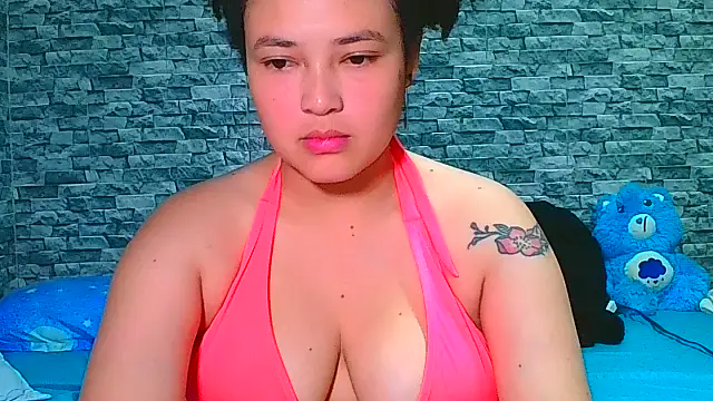 Snapshot of vanellope12 chatting on November 1, 7:16 pm vanellope12 online show from November 1, 7:16 pm