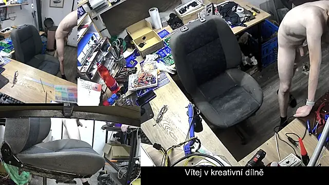 Snapshot of Happy_Michal chatting on January 3, 11:57 am Happy Michal online show from January 3, 11:57 am