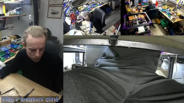 Snapshot of Happy_Michal chatting on January 4, 12:59 pm Happy Michal online show from January 4, 12:59 pm