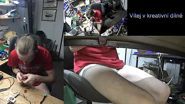 Snapshot of Happy_Michal chatting on January 20, 12:39 pm Happy Michal online show from January 20, 12:39 pm